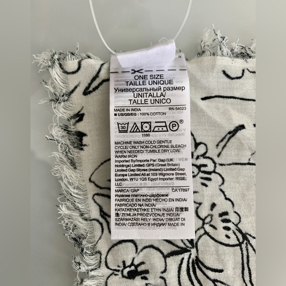 GAP Floral Print Cotton Scarf - NWT - Picture 6 of 8